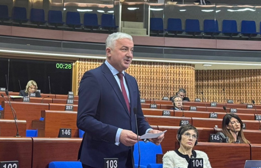 Treba omogućiti slobodu kretanja na graničnim prelazima
