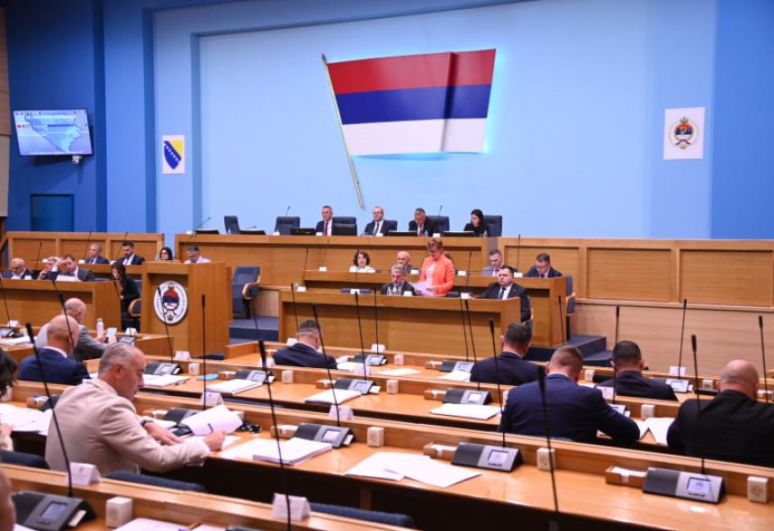 Компензације и рокаде измијениле изглед Скупштине