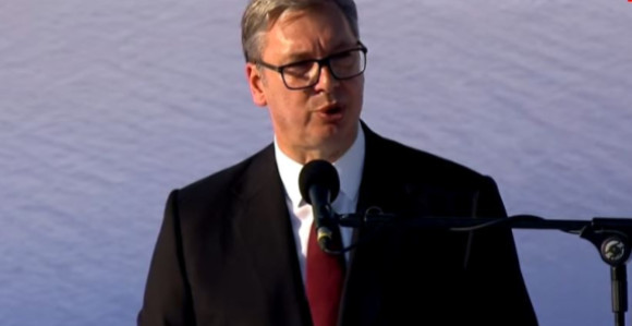 Narodni skup "Srbija jedna porodica" - Vučić: Ujedinjeni šaljemo najvažnije poruke za budućnost