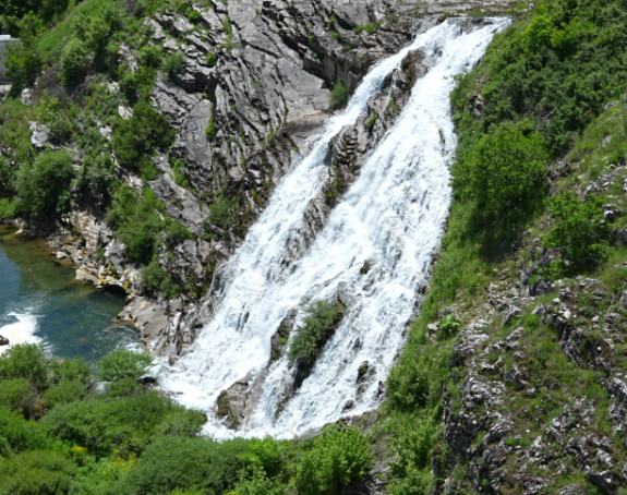 Sunčano i veoma vruće, uz lokalno malu oblačnost