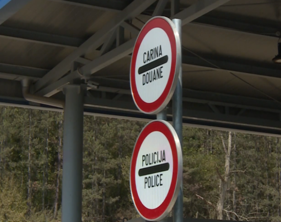 Gužve na granicama odnose milijardu maraka