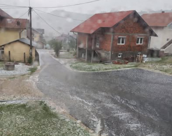 Pojedine dijelove BiH tokom noći pogodilo snažno nevrijeme