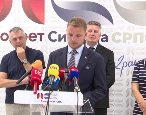 Zašto je Željka Cvijanović glasala za vraćanje stranaca u Komisiju, pa sada traži veto (VIDEO)