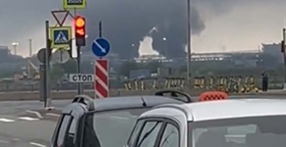 Sankt Peterburg pogođen masovnim napadom dronova
