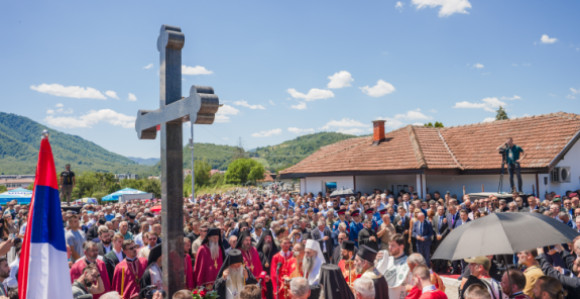 Cijeli svijet ćuti o stradanjima Srba, mi na to nemamo pravo