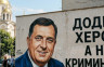 СНСД осликава мурале “Додик херој, а не криминалац”!?