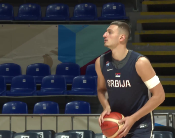 Košarkaši Srbije rutinski pobijedili BiH rezultatom 94:81