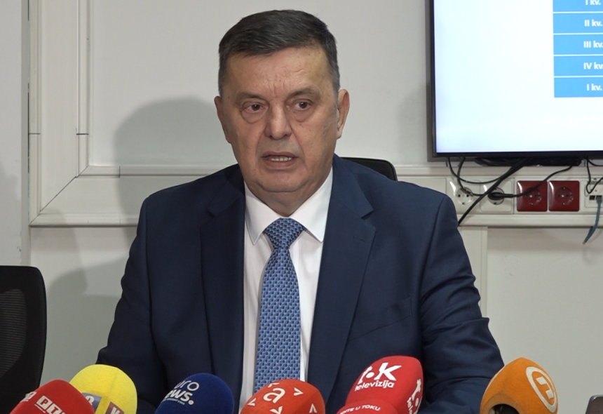 Да није избора да ли би почела примјена овог закона?