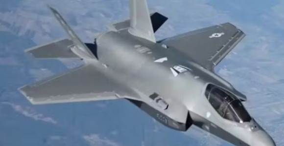 Tramp spreman da Turskoj proda borbene avione F-35