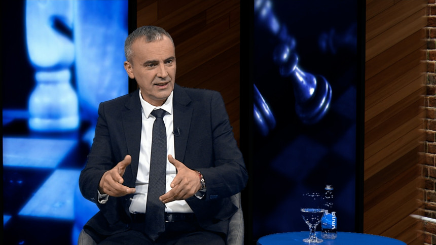 Власт пред изборе диже тензије да сачувају фотеље! Нисмо се борили да будемо кметови неких породица!