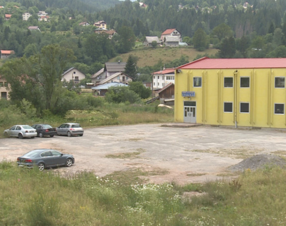 Brutalna racija MUP-a RS na Palama, desetine mladih u bolnici