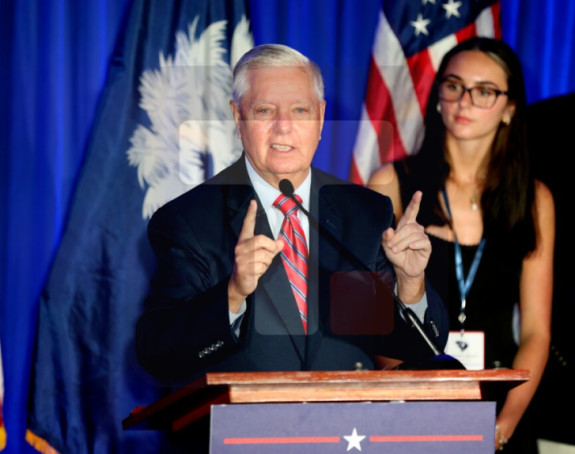 Preminuo uticajni američki senator Lindzi Grejem