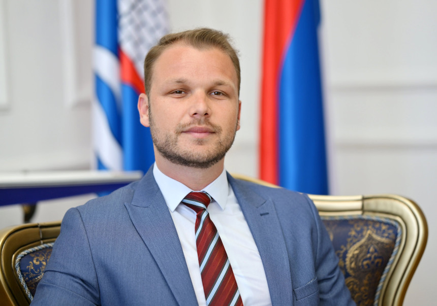 Stanivuković: Javnost zaslužuje istinu, a ne politička saopštenja o događaju na Palama