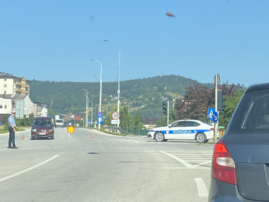 Pojačano prisustvo policije na Palama, legitimišu vozače