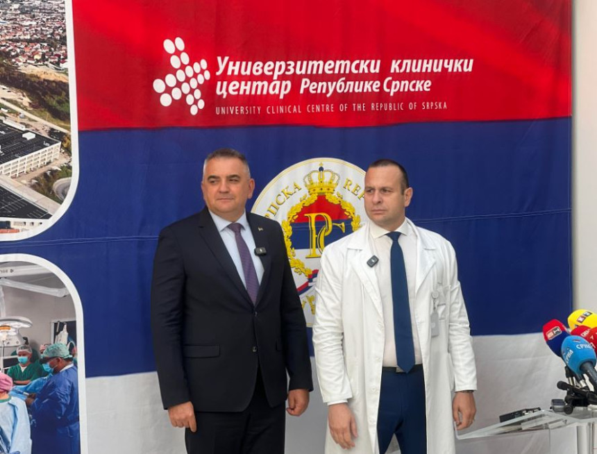 Minić na UKC: Vlada garantuje za kredit od 45 miliona KM