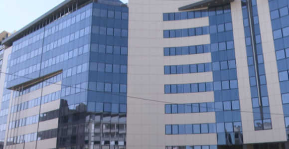 Kupovina "kumove zgrade" od 99 miliona blokirana godinu dana