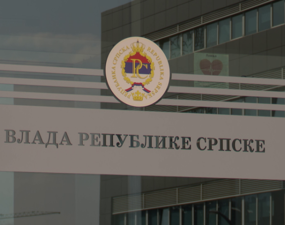 Krediti i dugovi: Vlada ponovo spašava "Elektroprivredu RS"