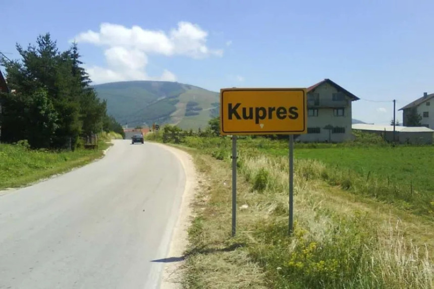 Удар грома усмртио 30-ак оваца на планини код Купреса