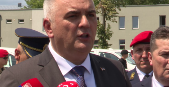 Narod će vraćati stotine miliona evra, a Minić krije detalje zaduženja