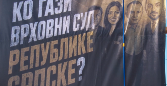 Иако без сагласности власника, билборд ноћас уклоњен?! (видео)