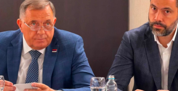 Аналитичари и опозиција упозоравају: Злоупотреба јавних ресурса и података главно оружје режима пред изборе