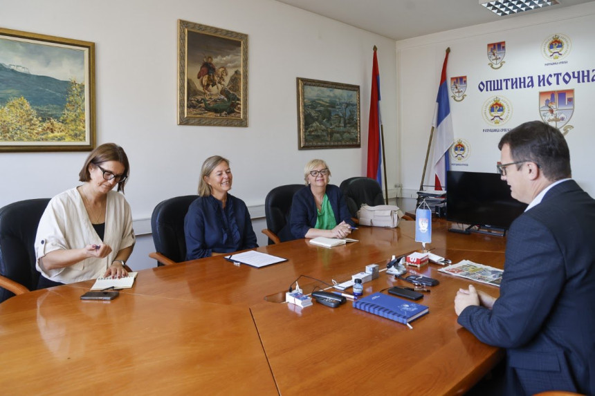 Božović razgovarao sa ambasadorkom Norveške