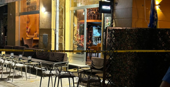 Pucnjava na Baščaršiji: Ispaljeno više metaka, građani i turisti u panici