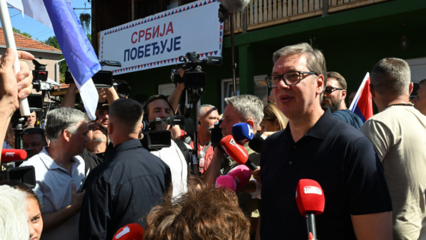 Vučić: Biće značajno povećanje penzija, plata i minimalca