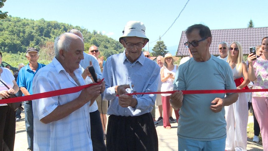 Sanski Most: Slogom i zajedništvom do asfaltnog puta