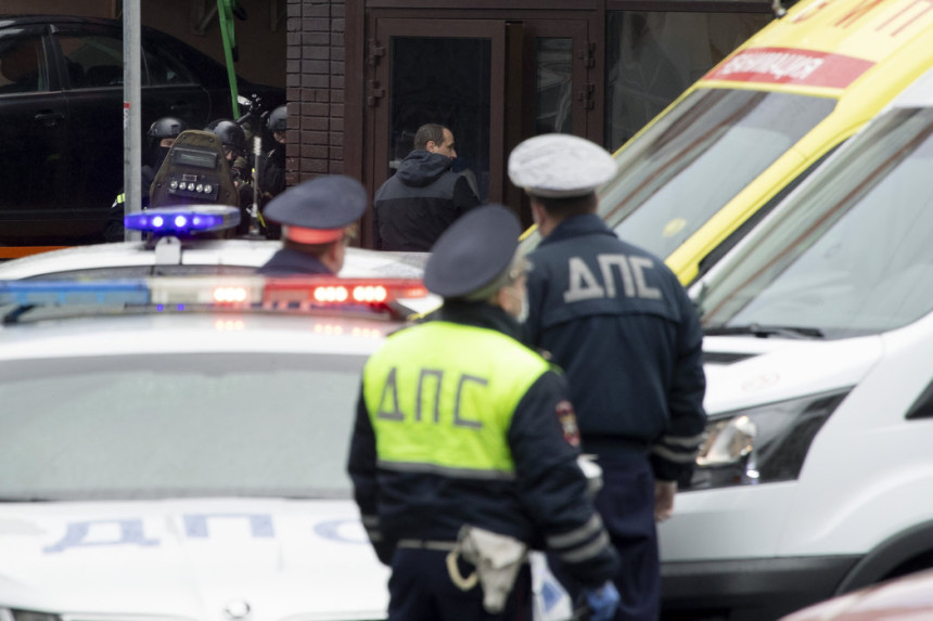 Најмање троје погинуло, најмање 15 повријеђено у експлозији у ресторану у Москви