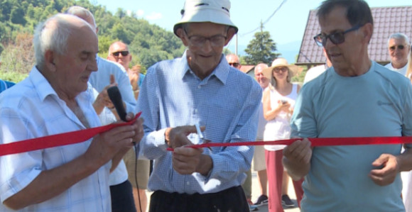 Sanski Most: Slogom i zajedništvom do asfaltnog puta