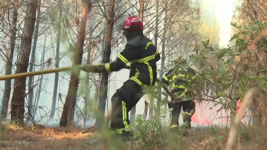 Због пожара у Француској ухапшено 375 људи