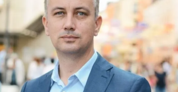 Helez iznosi lažne konstrukcije o Vučićevoj posjeti BiH