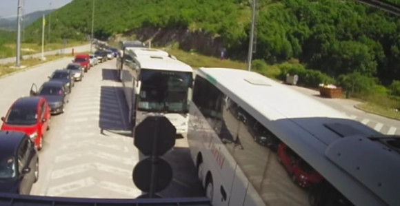 U CG tokom vikenda ušlo više ljudi nego što ima stanovnika