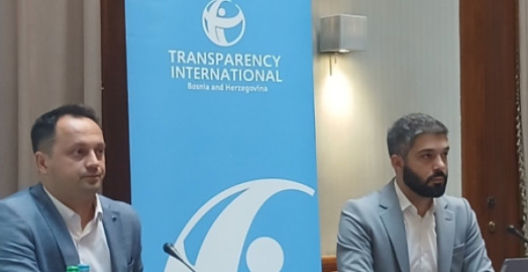 "CIK BiH toleriše Dodikovu zloupotrebu javnih resursa"