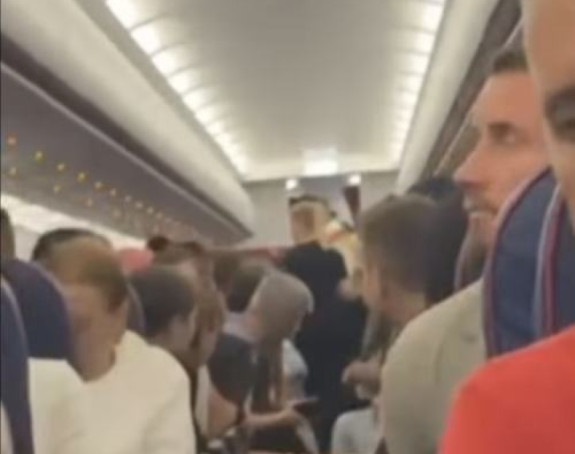 Avion za Tuzlu preusmjeren u Budimpeštu zbog putnice (VIDEO)