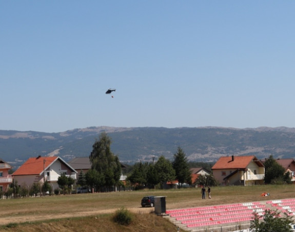 Nevesinje: Situacija sa požarima teška, uključen helikopter