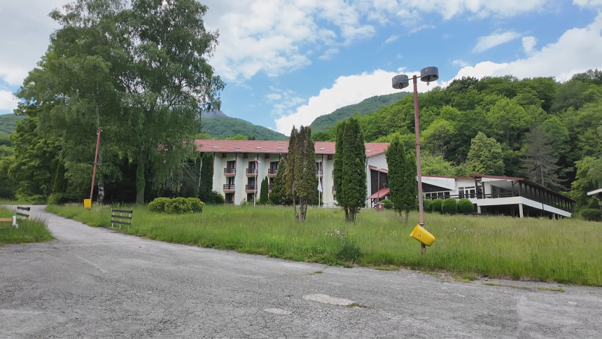 NP „Sutjeska“ borcima i majkаma četvoro djece dijeli otkaze!