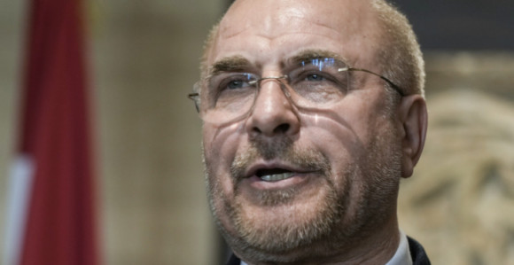 Tramp potpisao uredbu kojom se priznaje Front otpora