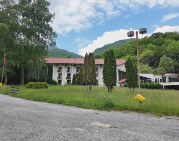 NP „Sutjeska“ dijeli otkaze borcima i majkma četvoro djece!