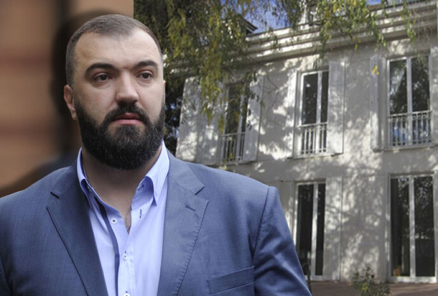 Nikola Peković voli vile moćnika i predsjednika