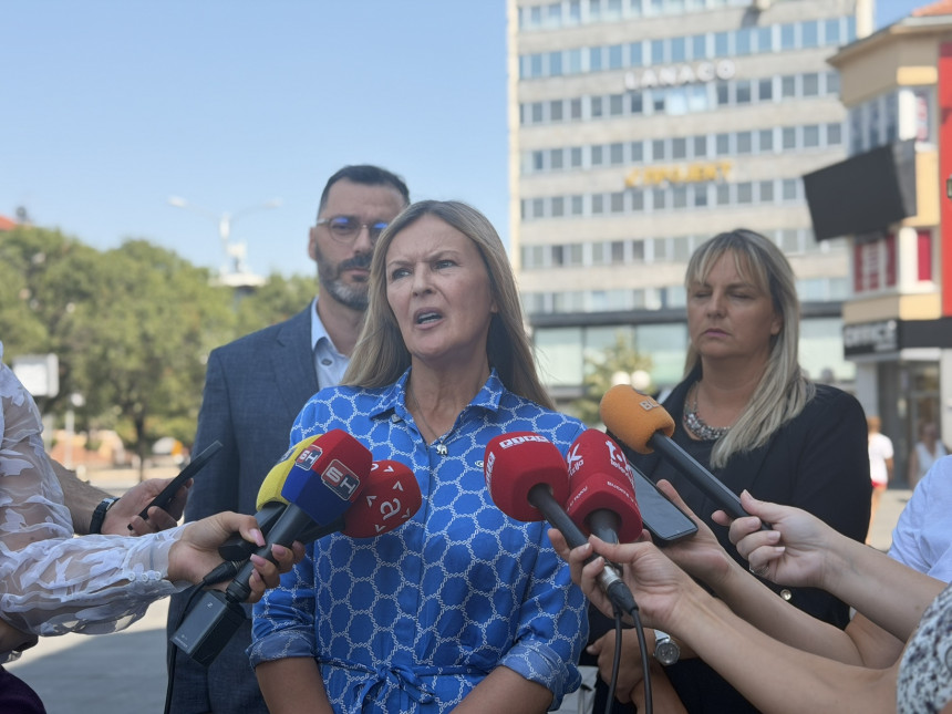 Minićev mandat se završava sa praznim obećanjima