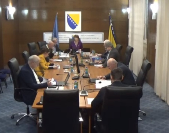 CIK kaznio stranke i funkcionere zbog preuranjene kampanje