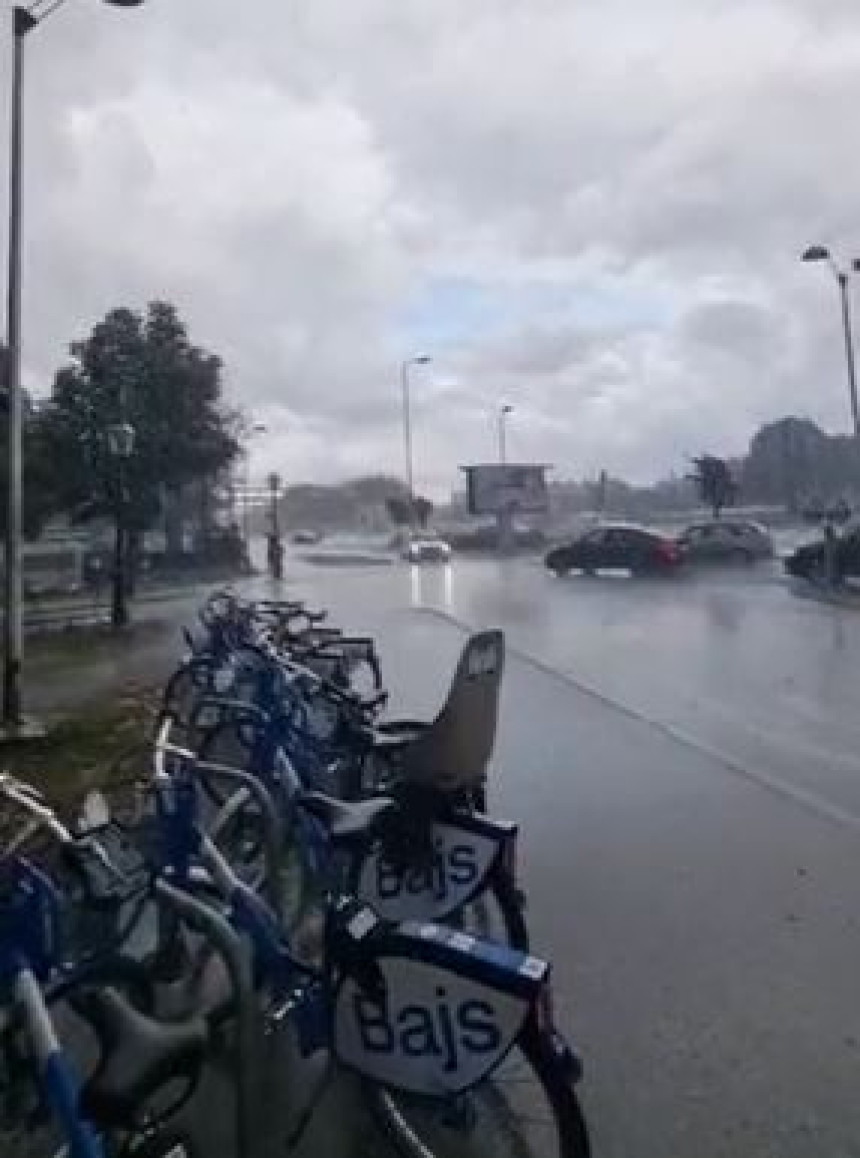 Snažno nevrijeme pogodilo Hrvatsku i Sloveniju (VIDEO)