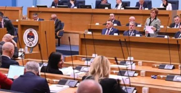 Zamjena fotelja: 14 ministara ulazi u poslaničku trku