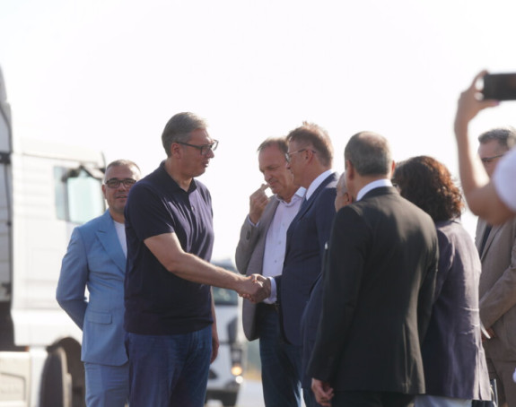 Vučić: Auto-put Kuzmin-Sremska Rača povezaće Beograd i Bijeljinu, otvara se 15. oktobra