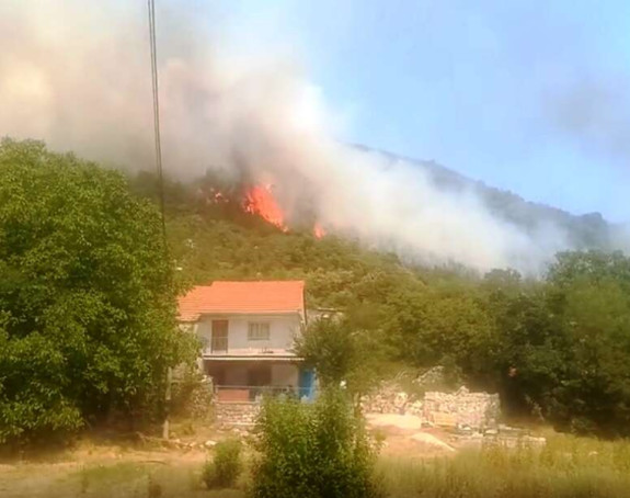 Požari na Zupcima kod Trebinja, vatra se širi velikom brzinom