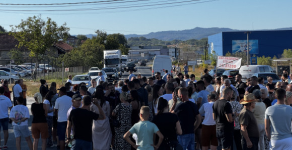  Mještani Ramića blokirali su glavnu saobraćajnicu