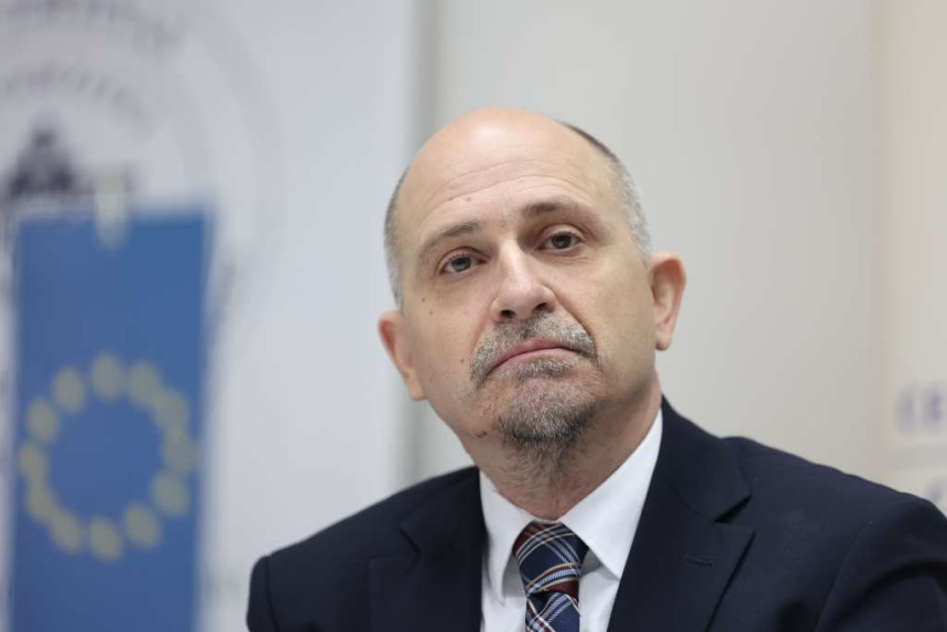 Мађарска опозвала амбасадоре широм свијета, на листи и БиХ