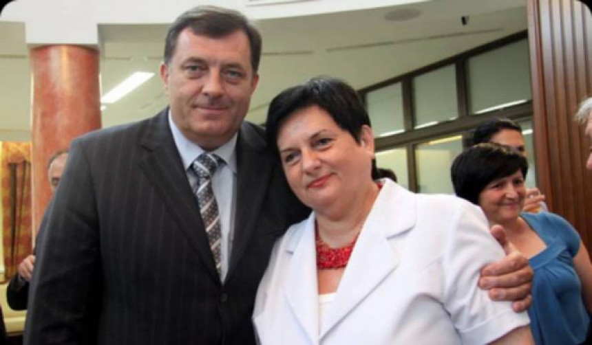 Državna imovina i SNSD: Ko je 2007. razvlastio Republiku Srpsku?